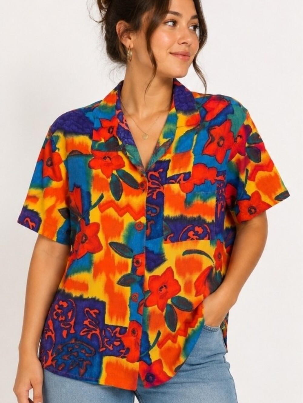 C.M. Shapes Women’s Size M Vintage Tropical Floral Button Front Shirt Colorful